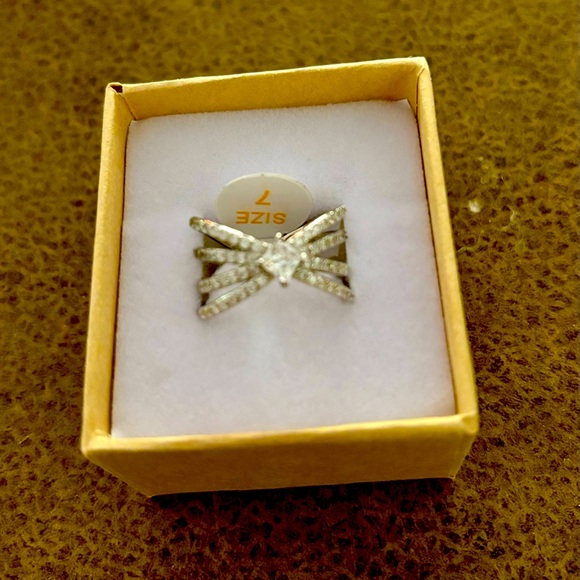 .925 Solid Sterling Ring from Bomb Party - Picture 1 of 2